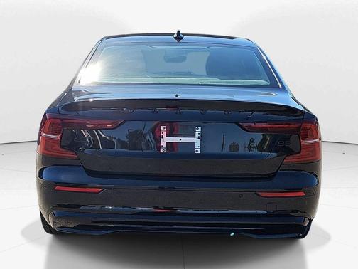 2024 Volvo S60 B5 Plus Black Edition