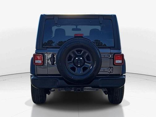 2022 Jeep Wrangler Sport