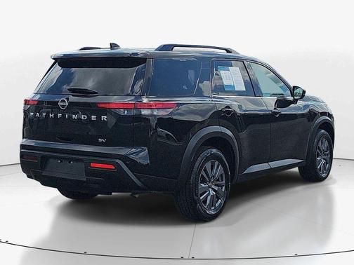 Black 2024 Nissan Pathfinder SV