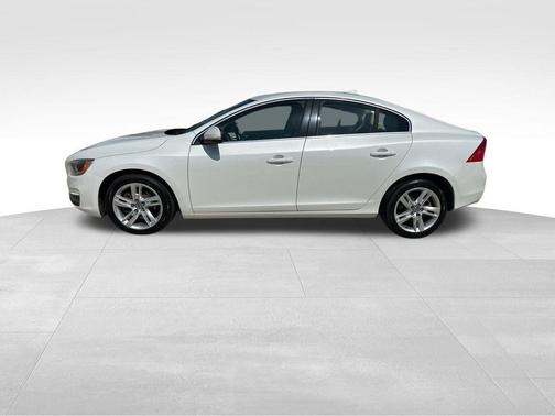 2015 Volvo S60 T5 Platinum