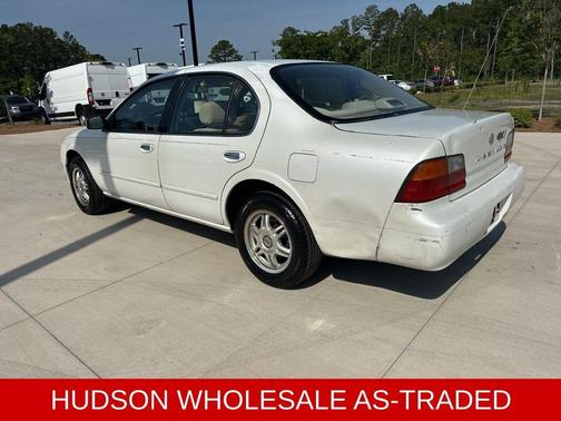 1995 Nissan Maxima GLE