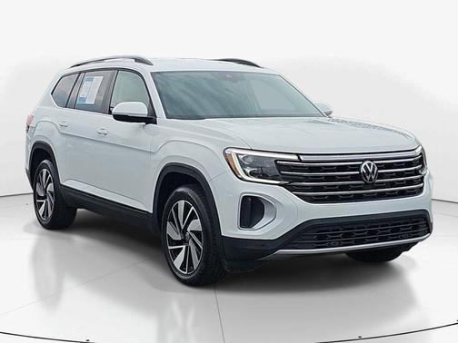 Pure White 2024 Volkswagen Atlas 2.0T SE w/Technology
