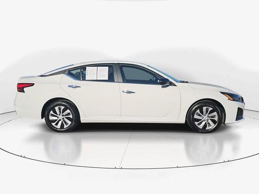 2025 Nissan Altima S