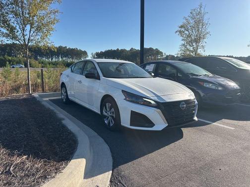 2025 Nissan Altima S