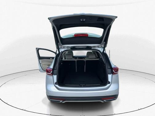 2019 Buick Regal TourX Essence