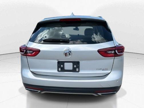 2019 Buick Regal TourX Essence