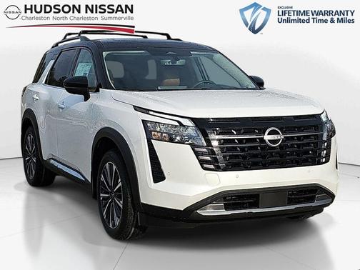 White / Black 2026 Nissan Pathfinder Platinum