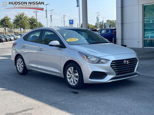 2021 Hyundai Accent SE