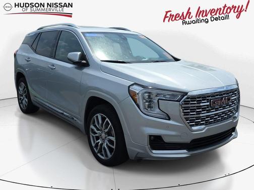 Quicksilver Metallic 2022 GMC Terrain Denali