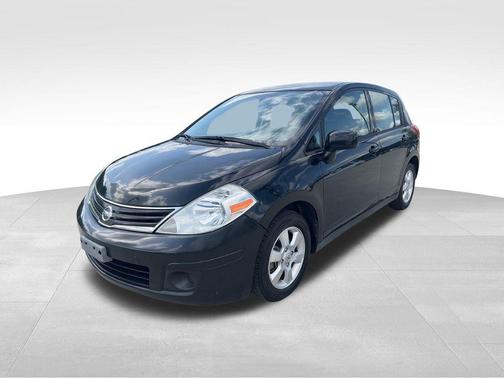 2012 Nissan Versa 1.8 S