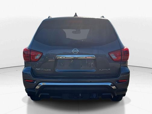 2019 Nissan Pathfinder Platinum