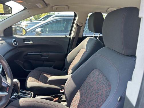 2018 Chevrolet Sonic LT