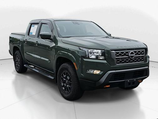 2022 Nissan Frontier SV