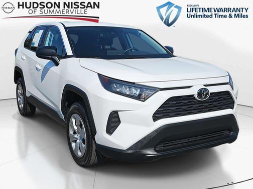 2022 Toyota RAV4 LE