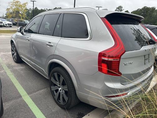 2024 Volvo XC90 B5 Plus Bright Theme