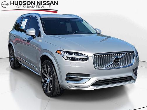 2024 Volvo XC90 B5 Plus Bright Theme