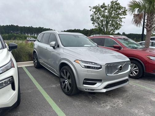 2024 Volvo XC90 B5 Plus Bright Theme