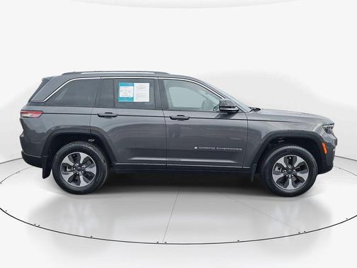 2022 Jeep Grand Cherokee 4xe Base
