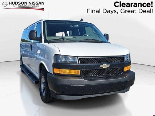 2023 Chevrolet Express 3500 LS