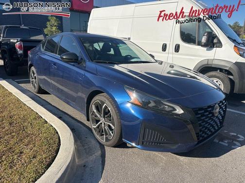 2023 Nissan Altima 2.5 SR