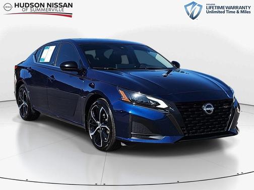2023 Nissan Altima 2.5 SR