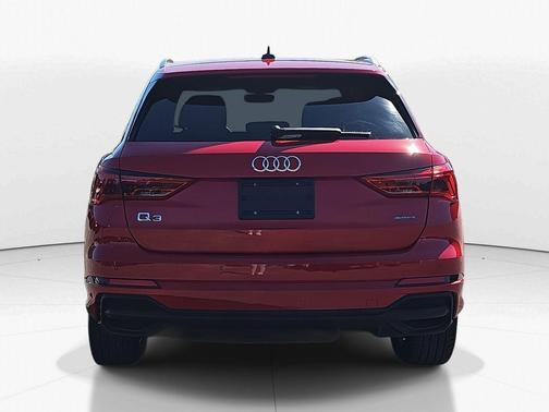 2023 Audi Q3 45 S line Premium
