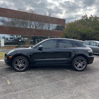 2019 Porsche Macan Base