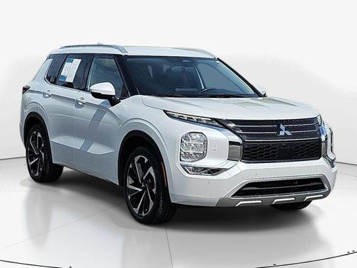 2022 Mitsubishi Outlander SEL