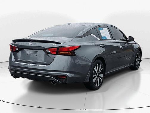 2022 Nissan Altima 2.5 SL