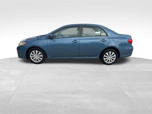 2012 Toyota Corolla LE
