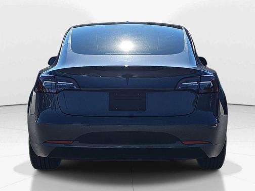 2022 Tesla Model 3 Base