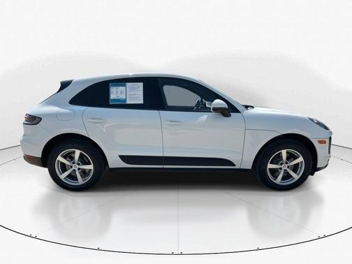 2019 Porsche Macan Base