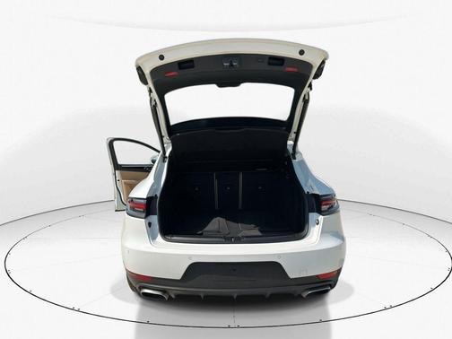 2019 Porsche Macan Base