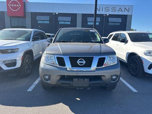 2021 Nissan Frontier SV