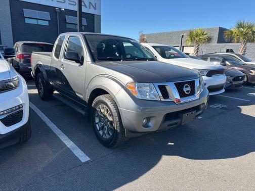 2021 Nissan Frontier SV