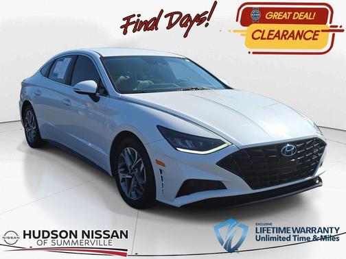2022 Hyundai SONATA SEL