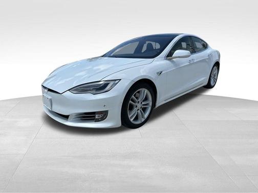 2020 Tesla Model S Long Range