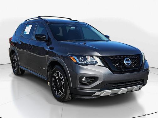 2019 Nissan Pathfinder SL