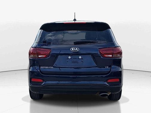 2020 Kia Sorento LX