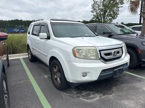 2011 Honda Pilot EX-L w/ Navigation