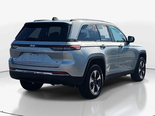 2022 Jeep Grand Cherokee 4xe Base