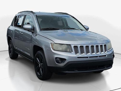 Billet Silver Metallic Clearcoat 2016 Jeep Compass Latitude