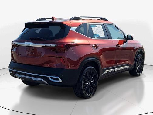 2022 Kia Seltos Nightfall