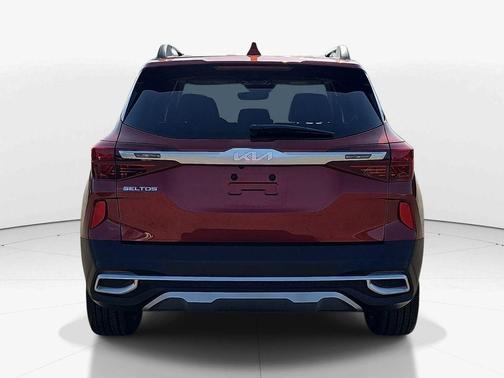 2022 Kia Seltos Nightfall