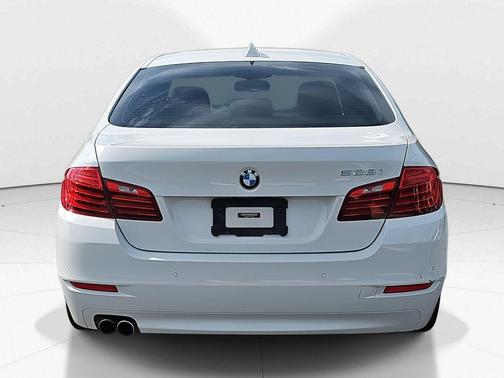 2016 BMW 528 i