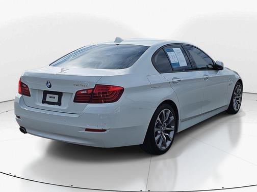 2016 BMW 528 i