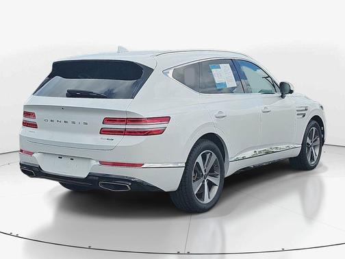 Uyuni White 2021 Genesis GV80 3.5T