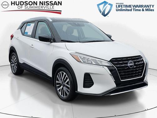 2022 Nissan Kicks SV