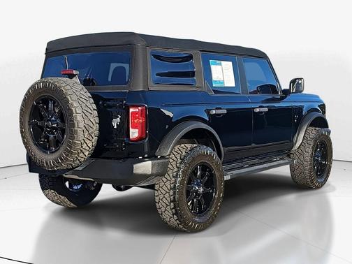 2021 Ford Bronco Base