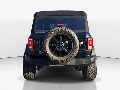 2021 Ford Bronco Base